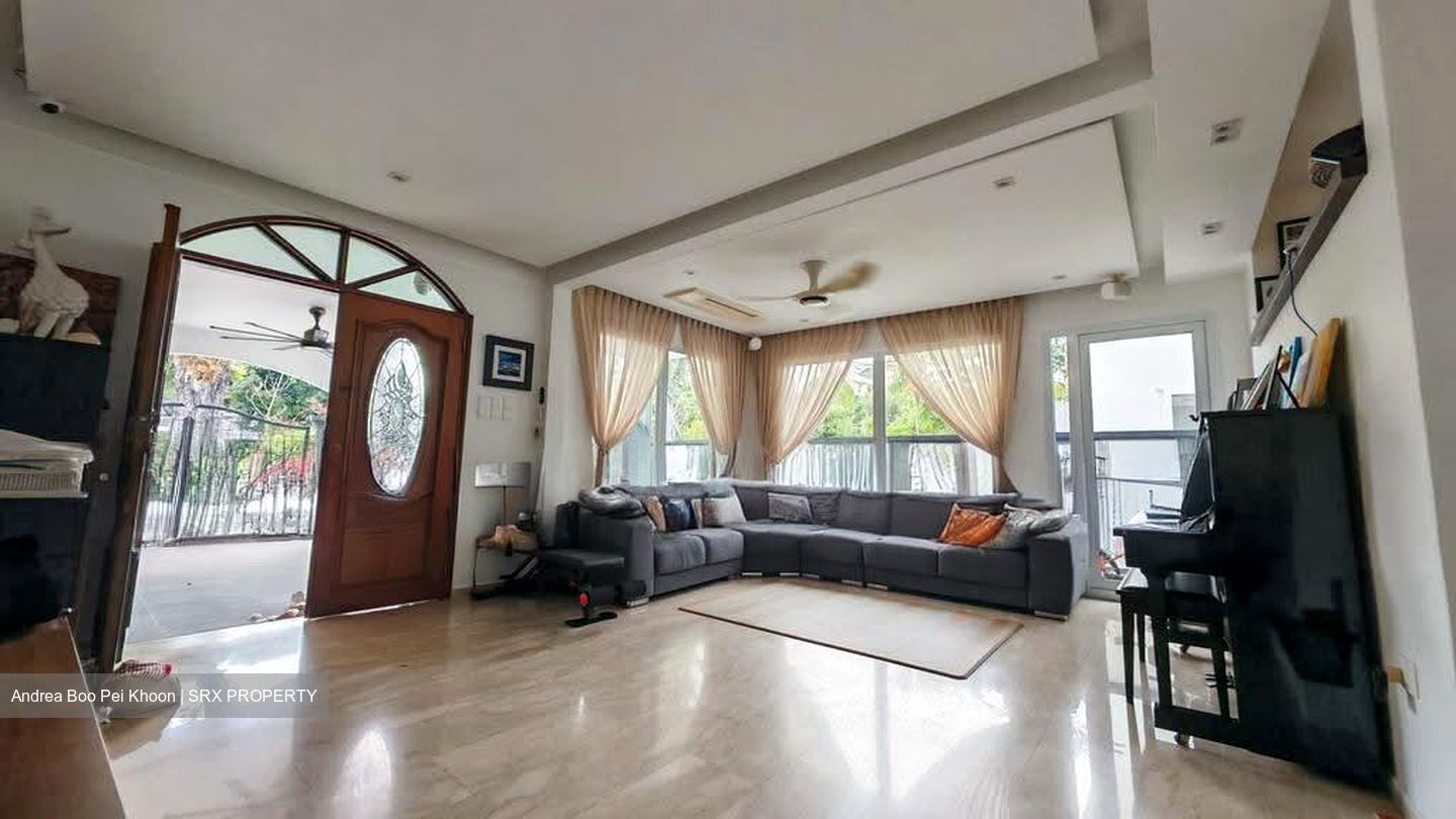 East Coast Road (D15), Terrace #611407941